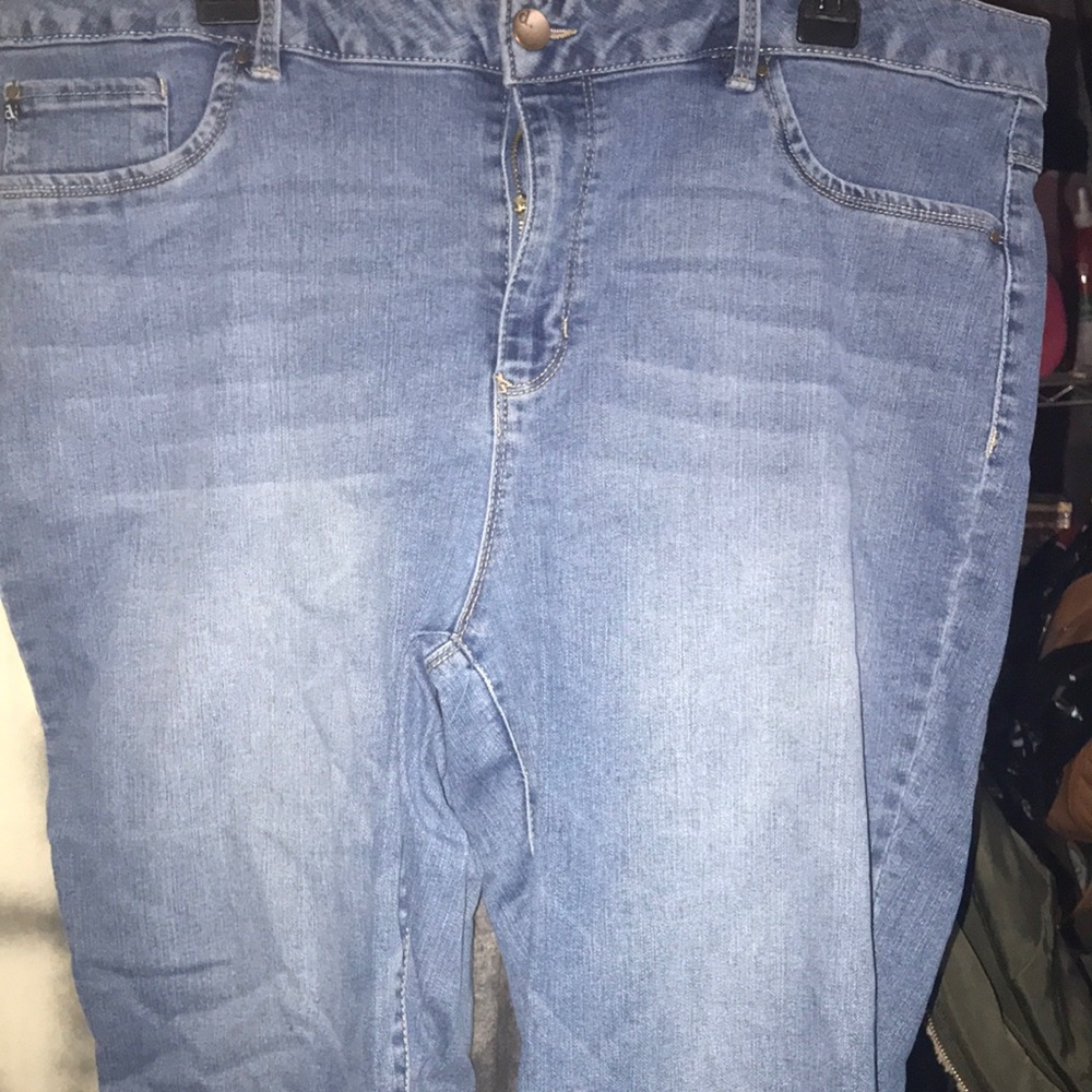 d. jeans Light Blue Straight Leg Women's Jeans
